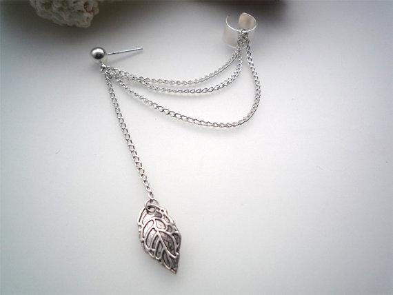 Dangling Leaf Earring